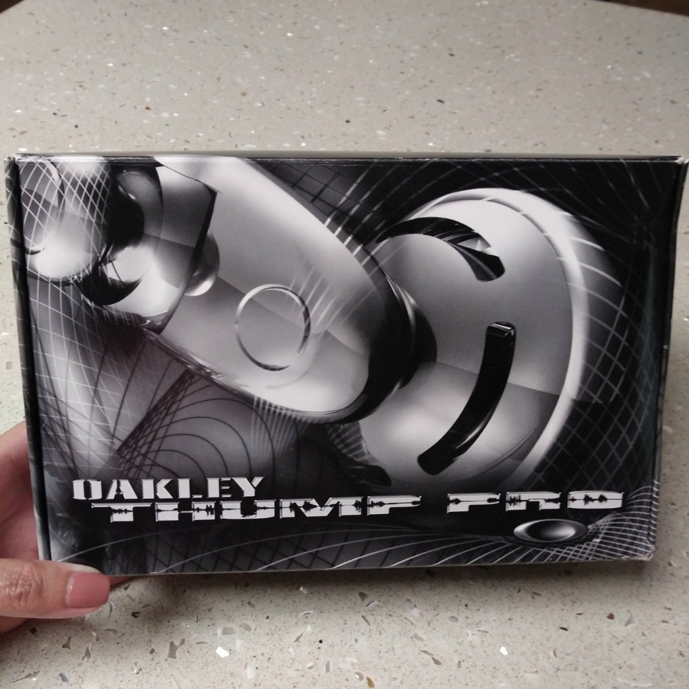 Oakley Thump Pro Sunglasses